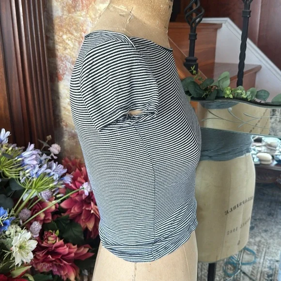 BDG Striped Tee - Picture 2 of 4